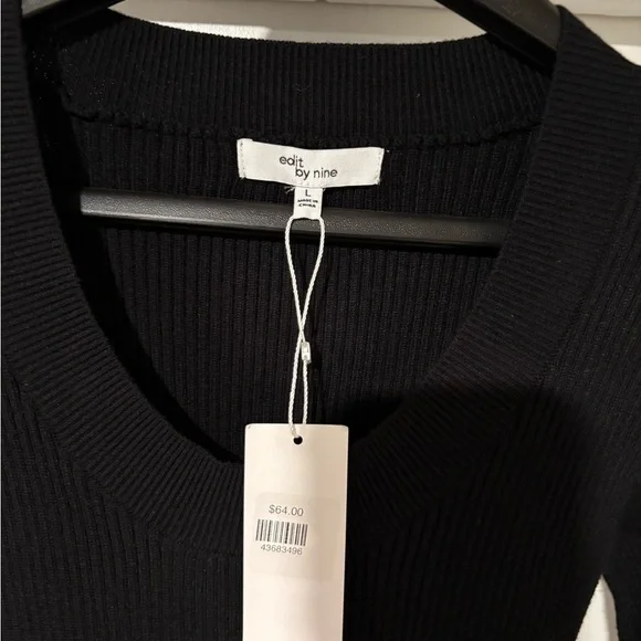 Elegant Black Long Sleeve Dress - Picture 3 of 6